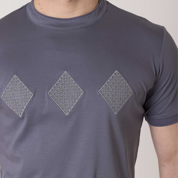Steel Grey Diamond's T-Shirt