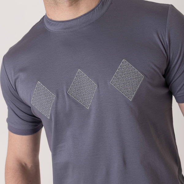 Steel Grey Diamond's T-Shirt