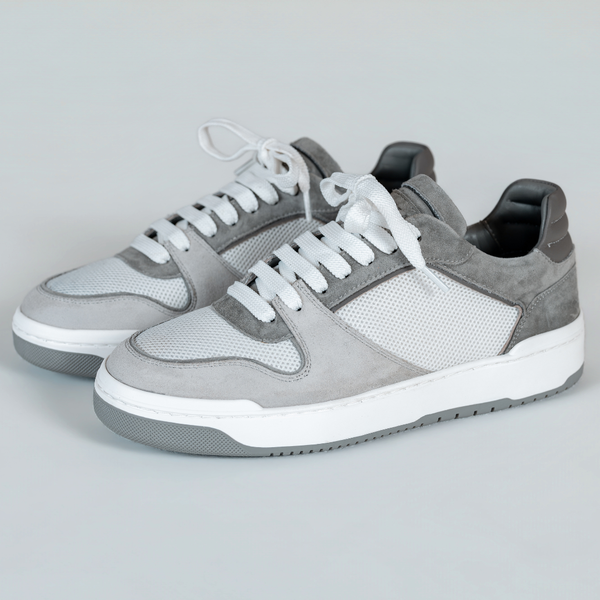 Grey & White Club Trainer