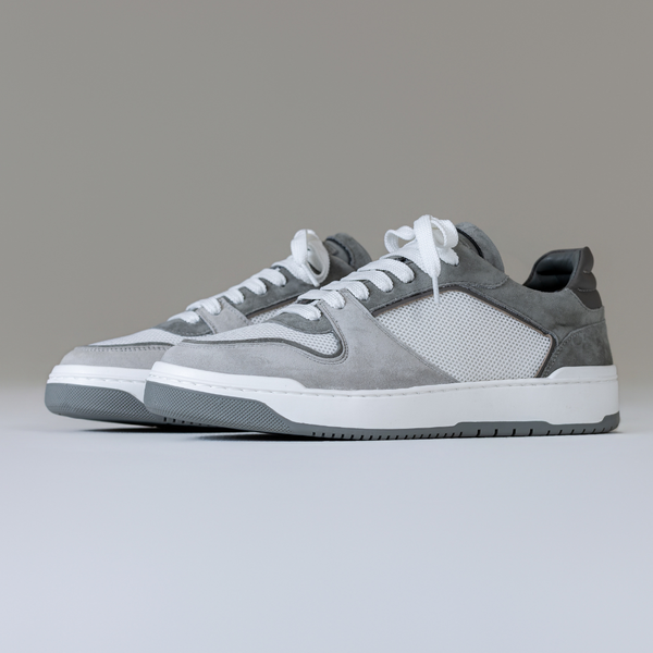 Grey & White Club Trainer