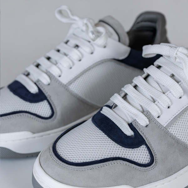 Navy & White Club Trainer