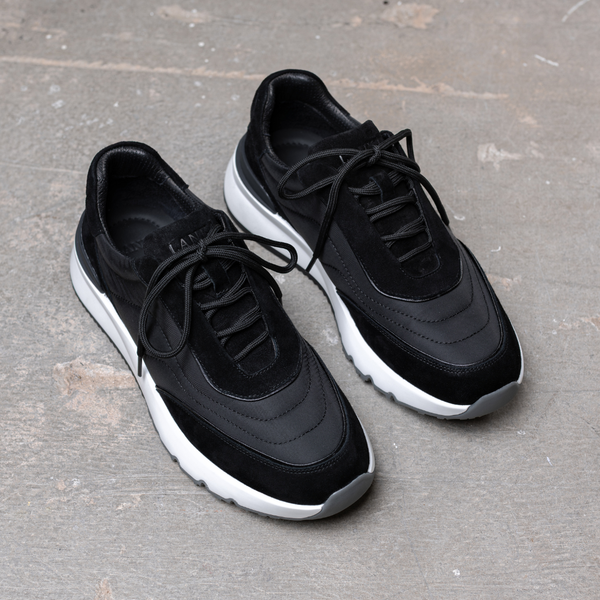 Black Runners